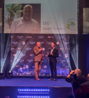 CEO van La Belle Maison geeft toespraak op event MGB 